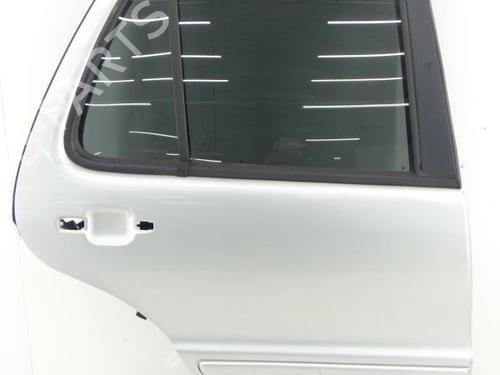 Used Right rear door Right rear door 23687988 23687988