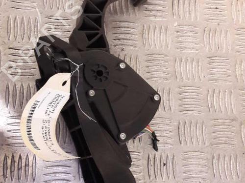 Used Pedal HYUNDAI SANTA FÉ II (CM) 2.2 CRDi 4x4 (155 hp) 23934775