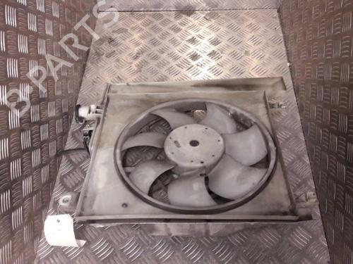 Used Radiator fan Radiator fan PEUGEOT 107 (PM_, PN_) 1.0 (68 hp) 23655147 23655147