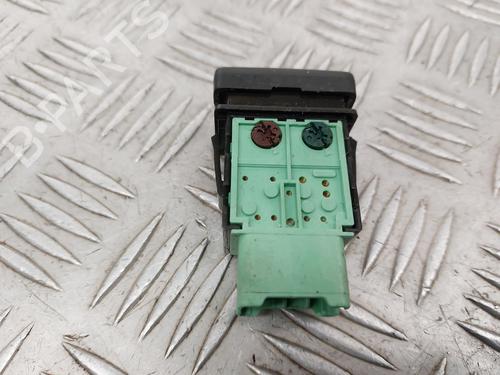 switch-suzuki-swift-iii-mz-ez-2005-23748964 main image