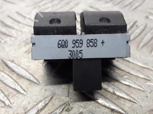 Used Left front window switch Left front window switch VW POLO IV (9N_, 9A_) 1.9 TDI (101 hp) 23735335 23735335