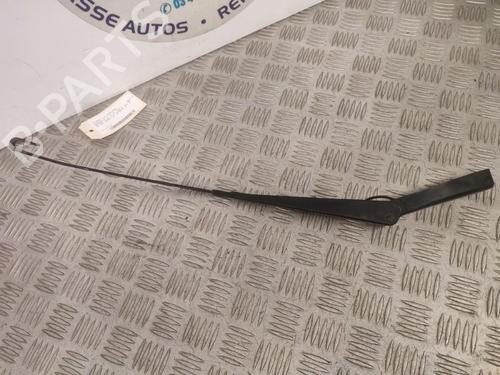 Used Front windshield wiper arm FORD MONDEO III (B5Y) 2.0 16V TDDi / TDCi (115 hp) 23744510