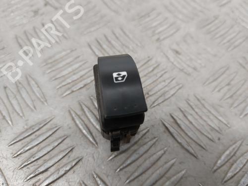 Used Right front window switch Right front window switch RENAULT TRAFIC II Bus (JL) 2.0 dCi 90 (JL00, JL01, JL0H, JL0M, JL0P, JL0S) (90 hp) 23713538 23713538