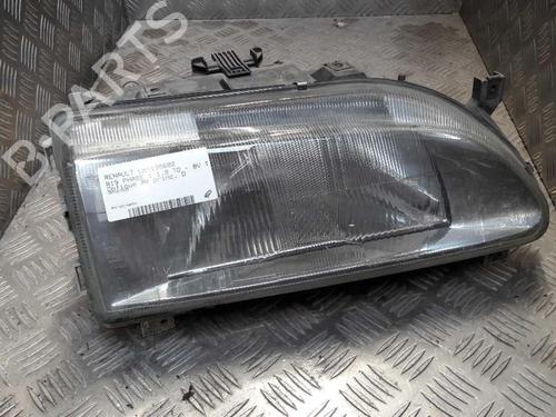 Used Right headlight Right headlight RENAULT 19 II (B/C53_) 1.9 dT (B/C53T) (90 hp) 23657436 23657436