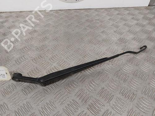 Used Front windshield wiper arm OPEL AGILA (A) (H00) 1.0 12V (F68) (58 hp) 23744168
