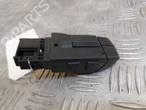 switch-renault-twingo-ii-cn0_-2007-23727724 main image