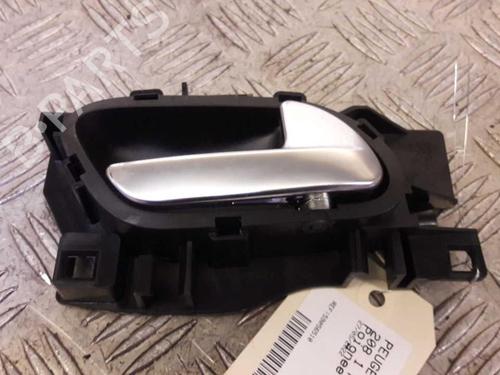 Used Front right interior door handle PEUGEOT 208 I (CA_, CC_) 1.4 HDi (68 hp) 23725009