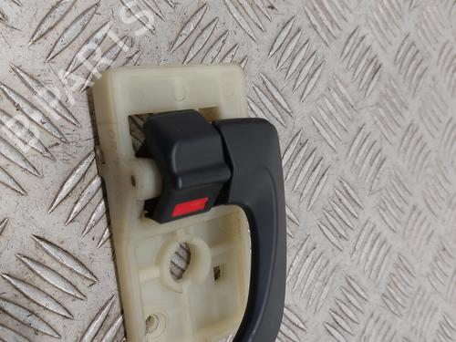 Used Rear right interior door handle Rear right interior door handle HYUNDAI TUCSON (JM) 2.0 CRDi All-wheel Drive (113 hp) 31625048 31625048