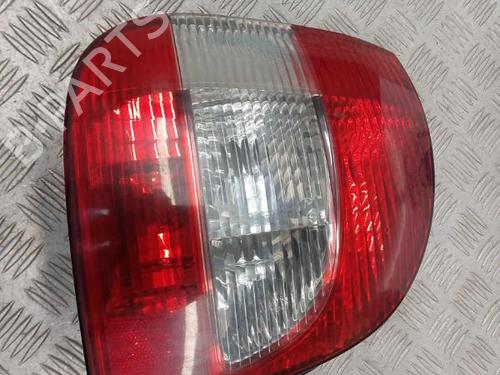 Venstre baglygte RENAULT SCÉNIC I MPV (JA0/1_, FA0_) 1.6 (JA00, JA16, JA15, JA19, JA1V, JA2B, JA2C, JA0B,... (107 hp) 23744739