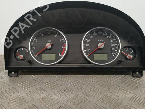 Used Instrument cluster FORD MONDEO III Turnier (BWY) 1.8 16V (110 hp) 32404548