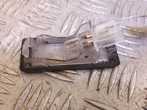 Used Licence plate light RENAULT SCÉNIC III (JZ0/1_) 2.0 16V (JZ0G, JZ0P, JZ1E, JZ1P) (140 hp) 23727246