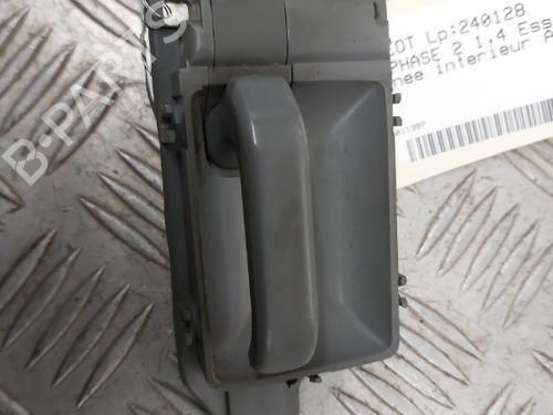 Used Front left interior door handle Front left interior door handle PEUGEOT 205 II (20A/C) 1.4 (68 hp) 23745050 23745050