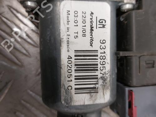 Right front window motor OPEL MERIVA A MPV (X03) 1.7 CDTI (E75) | BP30127784E20 