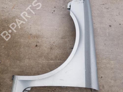 Used Left front fenders Left front fenders 23656023 23656023