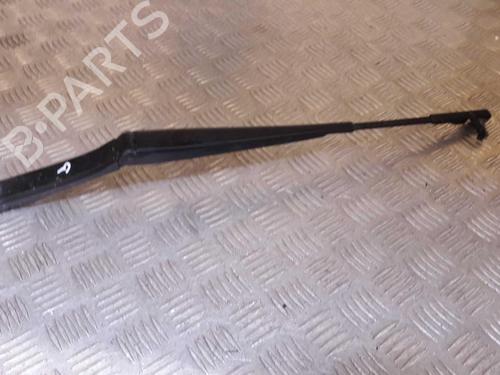 Used Front windshield wiper arm SKODA OCTAVIA II (1Z3) 1.9 TDI (105 hp) 23715479