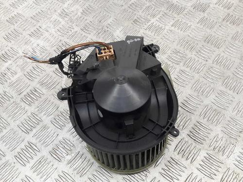 heater-blower-motor-audi-a4-b5-8d2-1994-1995-1996-1997-1998-1999-2000-2001-23658764 main image