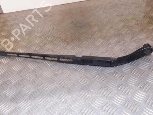 Used Front windshield wiper arm CITROËN C5 III Break (RW_) 2.0 HDi (136 hp) 23726277