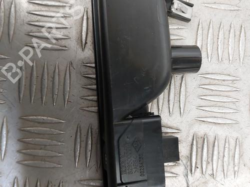 Left rear window switch RENAULT MEGANE III Grandtour (KZ0/1) 1.5 dCi (KZ09, KZ0D, KZ1G, KZ29, KZ14, KZ1W, KZ10, KZ1F,... | BP29334301I29 