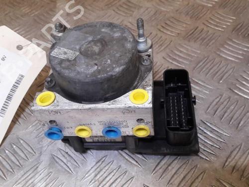 Used ABS pump ABS pump FIAT 500 (312_) 1.2 (312AXA1A) (69 hp) 23734242 23734242