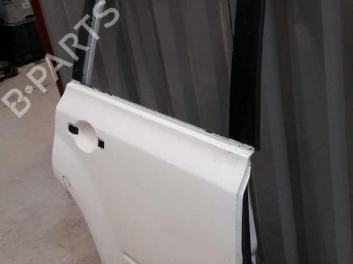 Used Right rear door NISSAN X-TRAIL II (T31) 2.0 dCi 4x4 (150 hp) 23725050