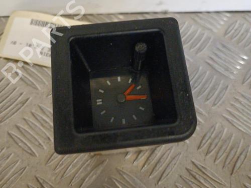 Used Display monitor FORD SIERRA II Hatchback (GBC, GBG) 2.0 i (109 hp) 24853215