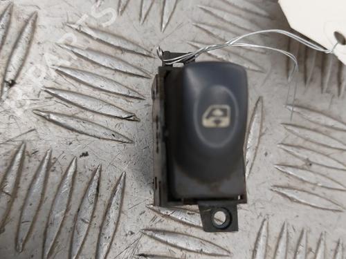 Left front window switch RENAULT ESPACE III (JE0_) 2.2 12V TD (JE0E, JE0H, JE0P) | BP25259489I27 - Image 2