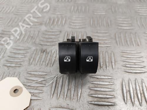 Left front window switch RENAULT CLIO II (BB_, CB_) 1.2 (BB0A, BB0F, BB10, BB1K, BB28, BB2D, BB2H, CB0A,... | BP28138753I27 