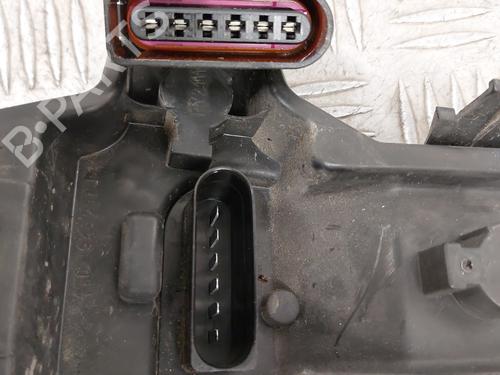 lamp-holder-vw-touran-1t1-1t2-2003-2004-2005-2006-2007-2008-2009-2010-2011-23748112 main image