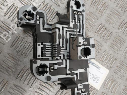 Used Lamp holder Lamp holder RENAULT MEGANE I (BA0/1_) 1.9 dCi (BA05, BA1F) (102 hp) 23737193 23737193