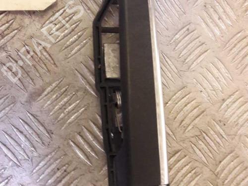 Rear left exterior door handle MERCEDES-BENZ M-CLASS (W163) ML 400 CDI (163.128) | BP23724728C130 