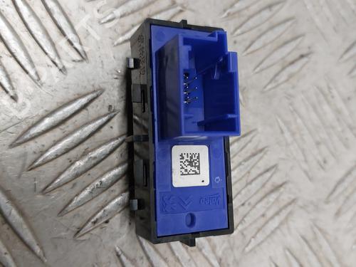 Used Switch Switch PEUGEOT 208 I (CA_, CC_) 1.6 HDi (92 hp) 23747815 23747815