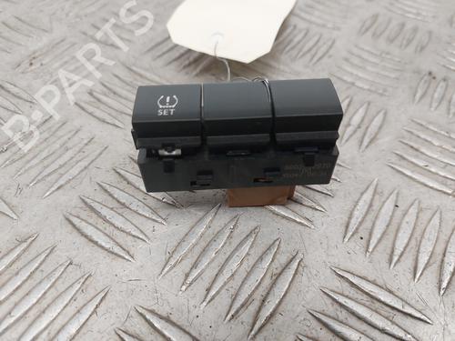 Switch PEUGEOT 208 I (CA_, CC_) 1.2 VTI 82 | BP29944218I30