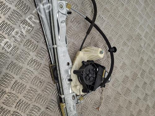Rudehejsemekanisme Højre foran Rudehejsemekanisme Højre foran CITROËN C4 CACTUS 1.2 THP 110 (110 hp) 39896152 39896152