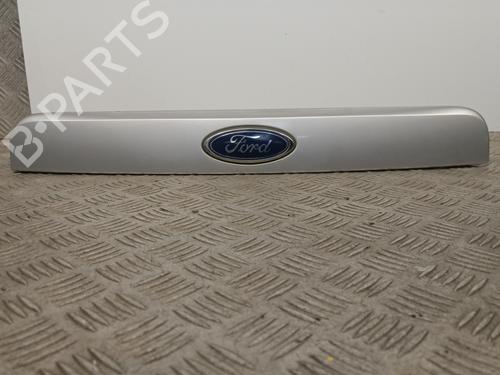 Used Rear center light FORD MONDEO III Turnier (BWY) 1.8 16V (110 hp) 32404558