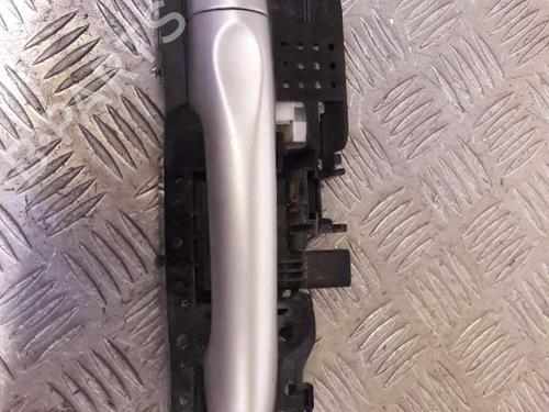 Used Rear left exterior door handle RENAULT SCÉNIC III (JZ0/1_) 1.5 dCi (110 hp) 23718340