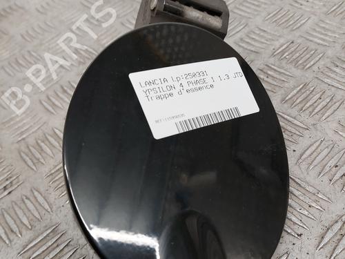 fuel-flap-lancia-ypsilon-843_-2003-2004-2005-2006-2007-2008-2009-2010-2011-30507258 main image