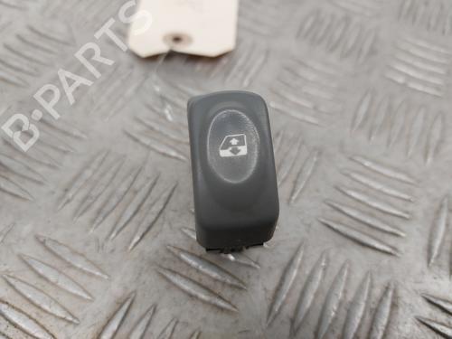 Przełącznik szyby przedniej prawej RENAULT TWINGO I (C06_) 1.2 (C066, C068) 8200189836