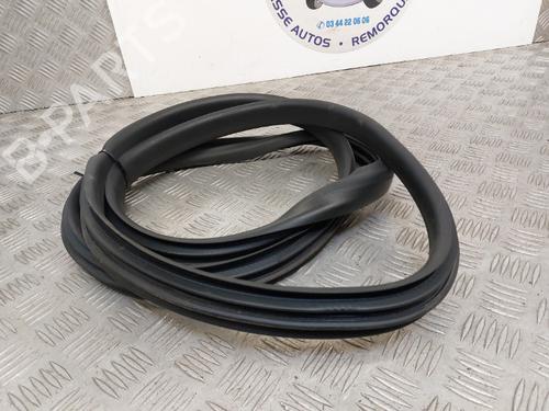 rubber-door-seal-renault-clio-iv-bh_-2012-2013-2014-2015-2016-2017-2018-2019-2020-2021-23746520 main image