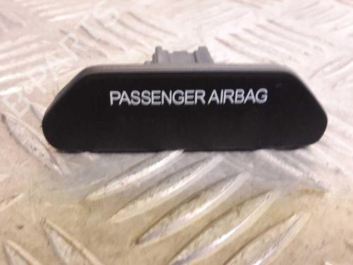 switch-ford-fiesta-vi-cb1-ccn-2008-24853605 main image