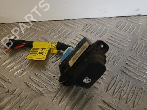 right-rear-window-switch-kia-carens-iii-mpv-un-2006-2007-2008-2009-2010-2011-2012-2013-23715950 main image