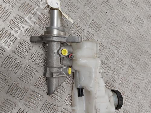 Used Brake master cylinder RENAULT MEGANE IV Hatchback (B9A/M/N_) 1.6 TCe 205 (B9MV) (205 hp) 23747406