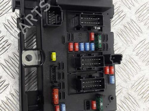 Used Fuse box PEUGEOT 206+ (2L_, 2M_) 1.4 HDi eco 70 (68 hp) 24853899