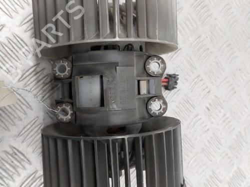 Used Heater blower motor BMW 3 (E46) 320 d (150 hp) 23744683