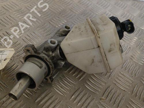 Used Brake master cylinder RENAULT KANGOO Express (FC0/1_) [1997-2025]  23657259