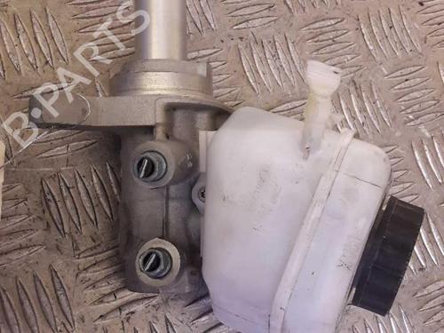 Used Brake master cylinder BMW 4 Coupe (F32, F82) 430 d xDrive (258 hp) 23723561