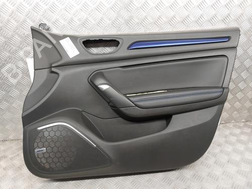 Høyre frontpanel RENAULT MEGANE IV Hatchback (B9A/M/N_) 1.6 TCe 205 (B9MV) (205 hp) 23747285