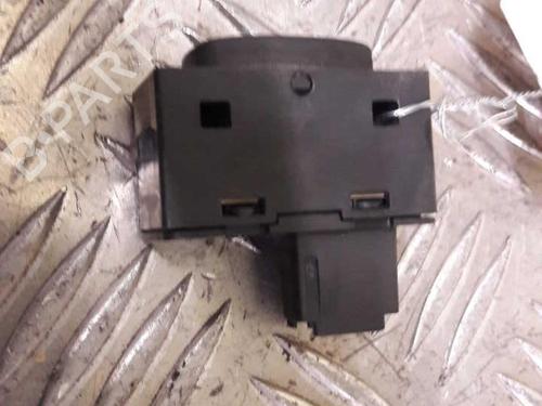 Used Right rear window switch Right rear window switch PEUGEOT 307 Break (3E) 1.6 HDi 110 (109 hp) 23656562 23656562