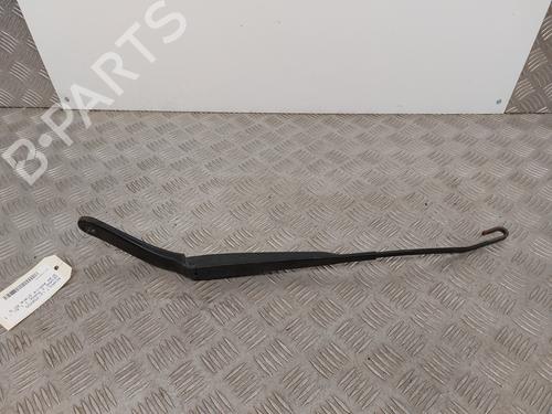 Used Front windshield wiper arm RENAULT MEGANE II (BM0/1_, CM0/1_) 1.6 16V (BM0C, CM0C) (113 hp) 27366784