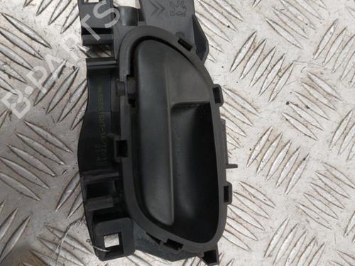 Used Front left interior door handle Front left interior door handle PEUGEOT PARTNER Box Body/MPV 1.6 HDi (75 hp) 23737405 23737405