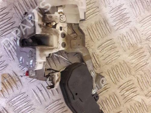 Front left lock PEUGEOT 107 (PM_, PN_) 1.0 | BP23734445C98